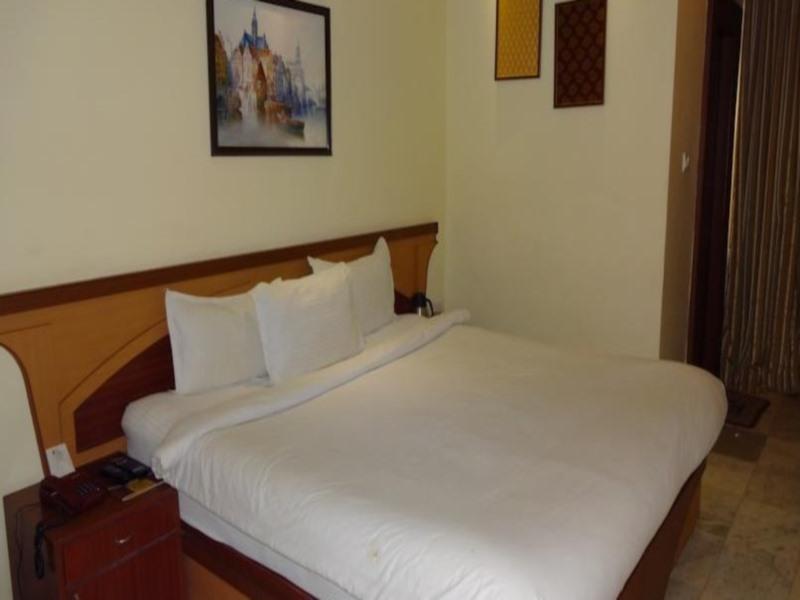 ג'אבלפור Bk Castles Hotel מראה חיצוני תמונה